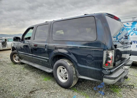 2000 Ford Excursion Xlt from USA, damaged, VIN 1FMNU40L3YEC33361